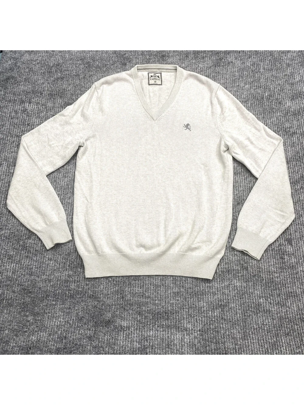 Express  V Neck Pullover Sweater Mens Medium Gray Embroidered Logo Preppy Golf